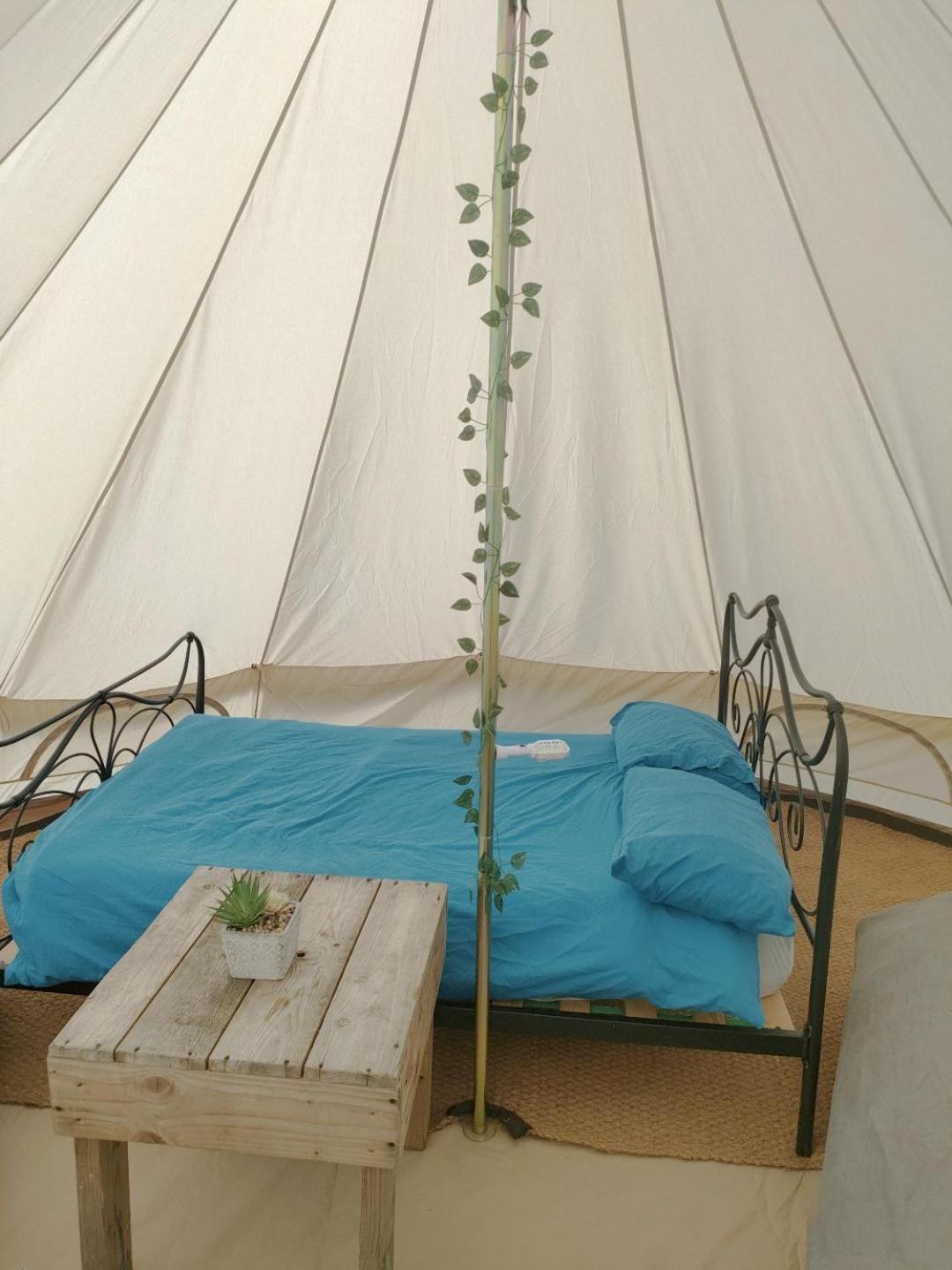 Battle Pods And Bells Glamping Hotel Exterior photo